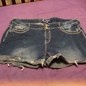 Amethyst Jean shorts